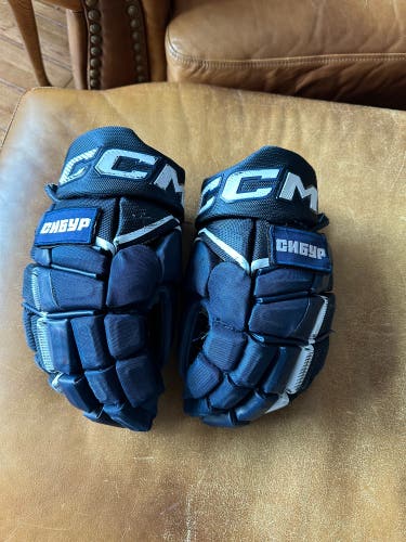 CCM JetSpeed FT8 Pro Gloves 14" Pro Stock (Used)