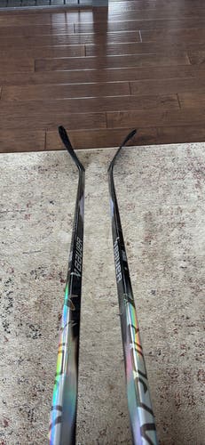 Senior Bauer Vapor Flylite Left Hand Hockey Stick P28 70 Flex (New)
