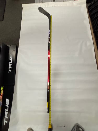 Senior CCM JetSpeed FT8 Pro Left Hand Hockey Stick P28 75 Flex (New)