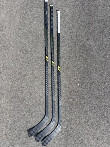 Senior Warrior Alpha LX3 Pro Right Handed Hockey Stick 85 Flex Pro Stock (Used)