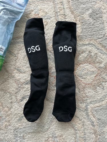 XS DSG Youth Shin Guards (New)