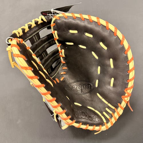 2025 First Base RH Wilson A2000 1620 Baseball Glove 12.5" (New)