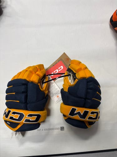 CCM Tacks 4 Roll Pro Gloves 11" (New)