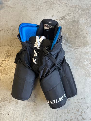 Senior XL Bauer HP Pro Hockey Pants (Used)
