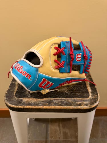 NEW Wilson A2000 1786 Infield Baseball Glove 11.5" *RHT*