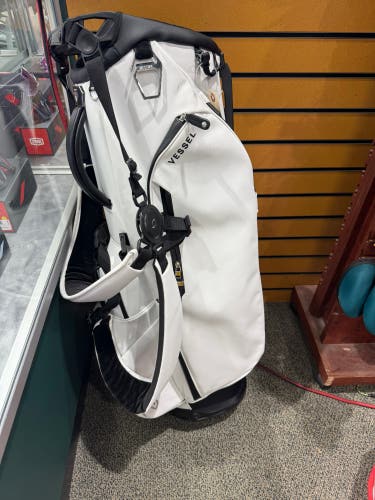 White Vessel Lux Stand Bag (Used)