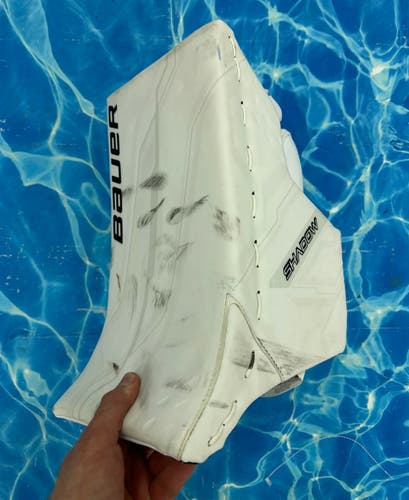 Senior Bauer Supreme Shadow Goalie Blocker | Full Right (Used)