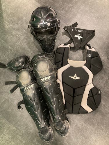 Intermediate (Ages 12-16) All Star Classic Pro Catcher's Set