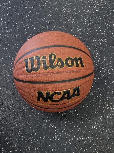 Used Wilson Basketball Adult Outdoor 11849-S000038519