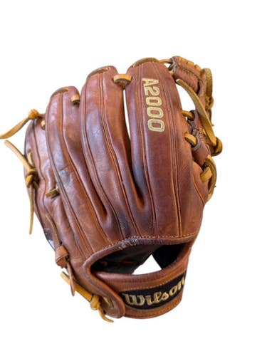 Used Wilson A2000 BB/SB Glove RH Throw Brown 11 1/2" 10299-S000304942