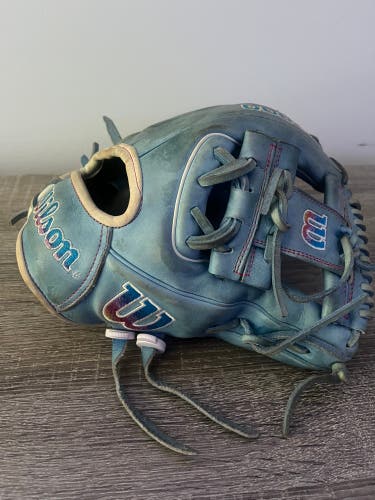 2022 Wilson A2000 Infield Baseball Glove 11.5" (Used)