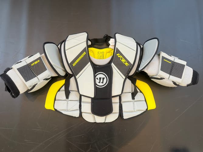 Small / Medium Warrior Ritual RX3 E Goalie Chest Protector (New)