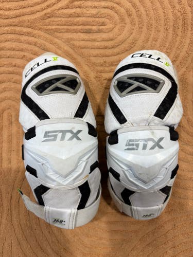 Small Youth STX Cell V Arm Pads (Used)