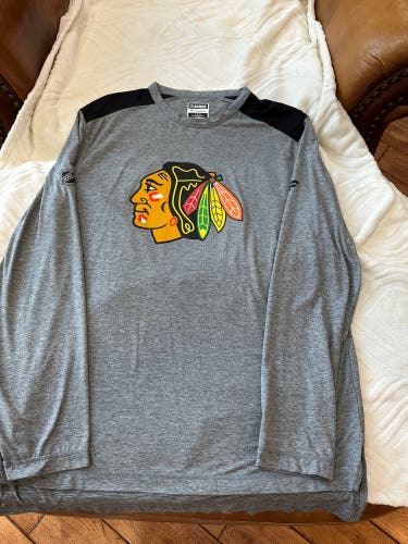 Chicago Blackhawks Gray Large Men's Shirt (New)