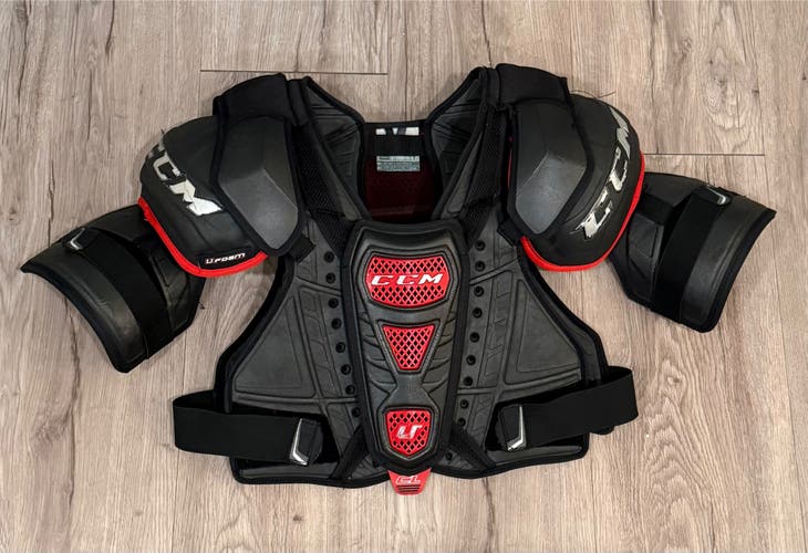 Large Senior CCM U+ CL Shoulder Pads Pro Stock (Used)