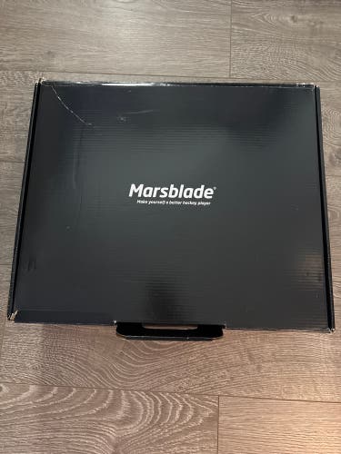 Marsblade O1 Inline Skates Regular Width Size 8 Like New