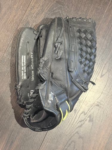 Mizuno RH Baseball Glove 12.5" (Used)
