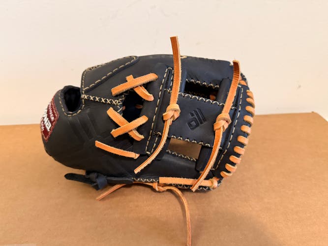 Nokona Edge X RHT Infield Baseball Glove 11.5" (New)