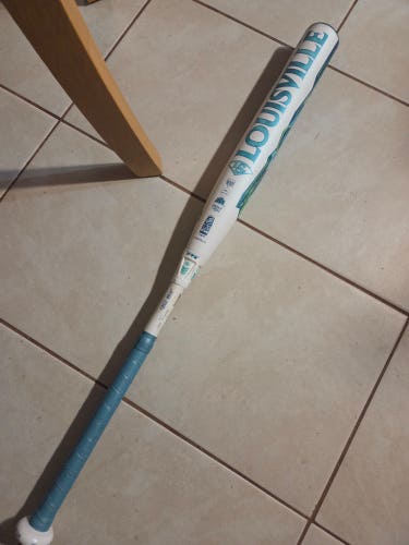 2026 Louisville Slugger Kryo Composiste Bat (-10) 22 oz 32" (Used)