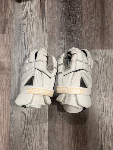 Maverik MAX Goalie Gloves