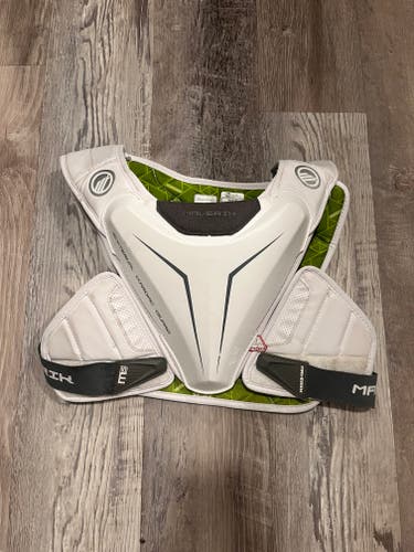 Large Adult Maverik MAX EKG Shoulder Pads (Used)