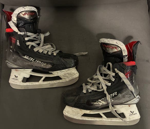 Bauer Vapor X5 Pro Hockey Skates Regular Width Size 3.5 D(Used)