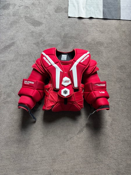 XL/L Vaughn V9 Pro Carbon Goalie Chest Protector (Beefed up)