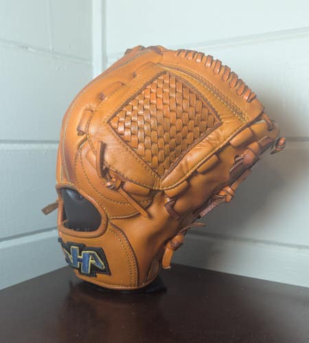 Hatakeyama Japanese 12" Baseball Glove - Unique Mod Basket Web - Very Rare in US