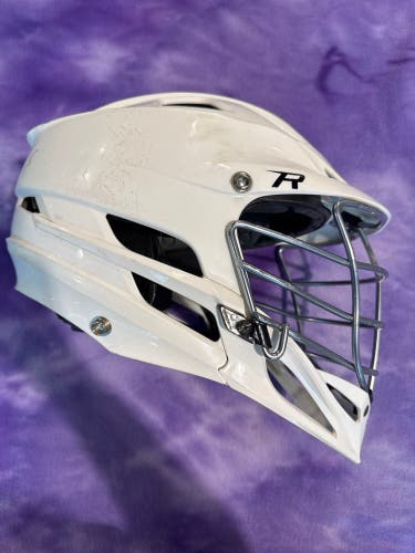 White Adult Cascade R Helmet (Used)