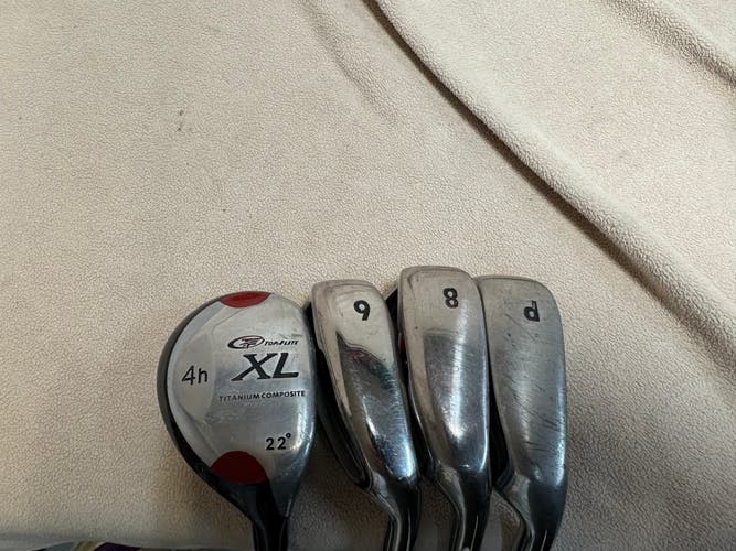Junior Top Flite XL Right Handed Clubs (Full Set) Junior 4 Pieces (Used)