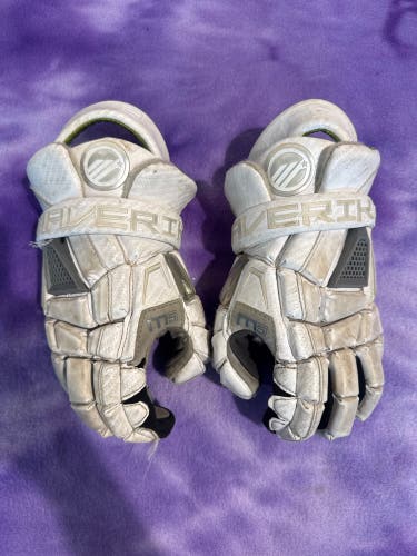 White Maverik M5 Lacrosse Gloves (Used)
