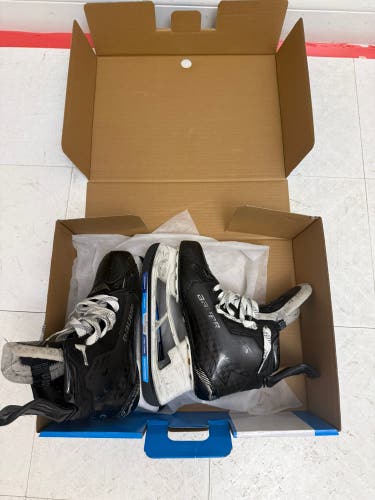 2024 Bauer Supreme Shadow Hockey Skates Size 5.5 (Used)