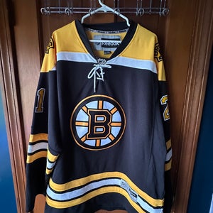SIGNED XXL Loui Eriksson Boston Bruins Jersey (Used)