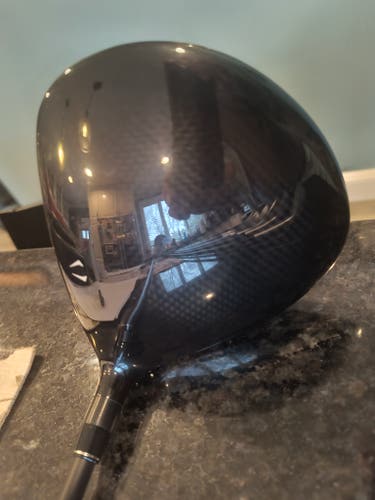 Men's Srixon Z585 Right Handed Driver Regular Flex 10.5 Loft (Used)