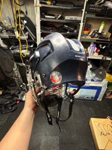 Large Bauer Re-Akt 75 Helmet (Used)