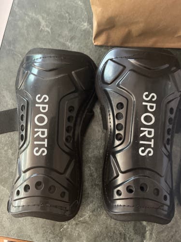 Unisex Shin Guards (Used)