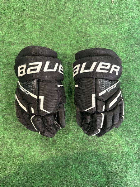 Black Youth Bauer Supreme Mach Gloves 9" (Used)
