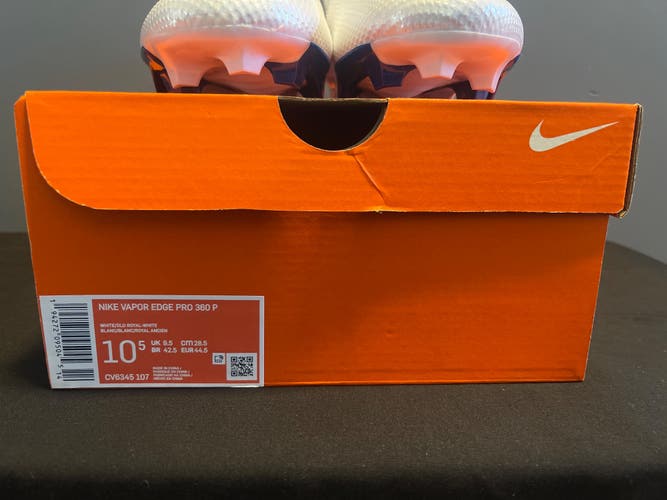 Men's Size M 10.5 (W 11.5) Nike Vapor edge pro 360 Low Top Molded Cleats (New)