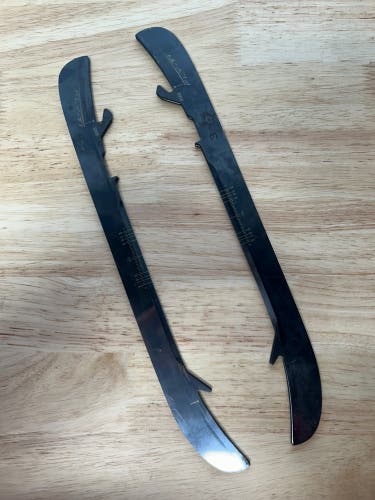 Bauer FLY-TI 288mm Dallas Stars Pro Stock Skate Blades / Runners (Used)