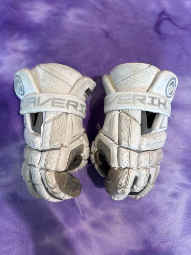 White Maverik Max Lacrosse Gloves (Used)