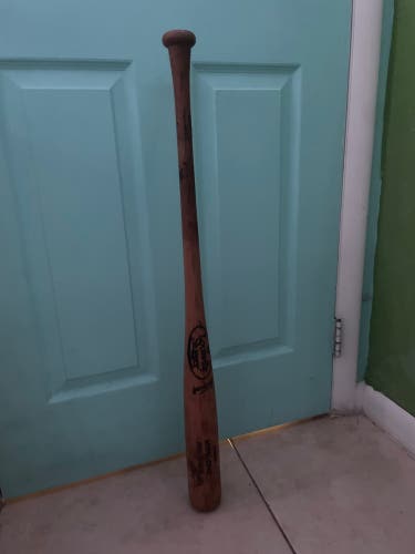 Louisville Slugger Players Series Professional Model RH Baseball Glove 33" (Used)