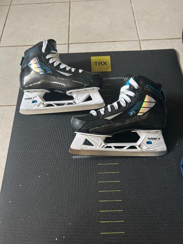 2021 True TF9 Hockey Goalie Skates Regular Width 8 (Used)