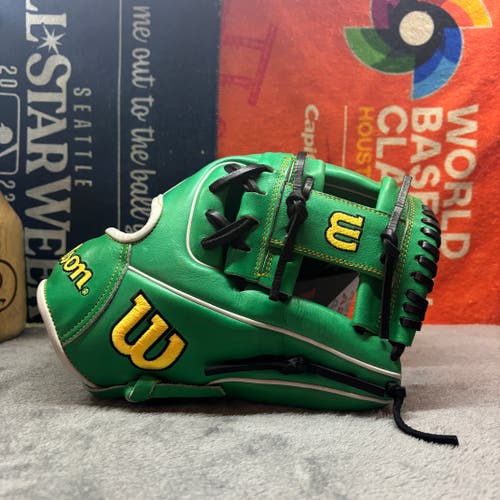 Wilson A2000 1786 Baseball Glove 11.5" RHT (New)