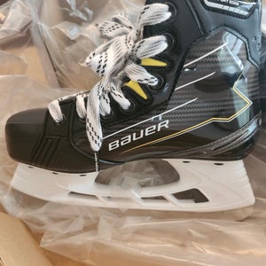 Bauer Supreme M40 Hockey Skates Extra Wide Width Size 3 (New)