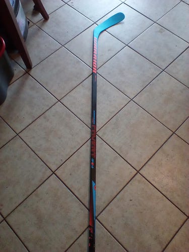 Senior Warrior Covert QRE 1.0 Right Handed Hockey Stick W03 85 Flex (Used)