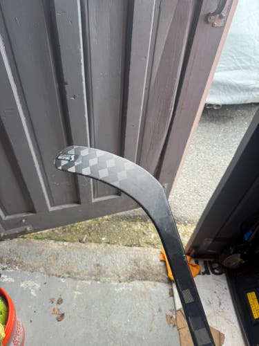 Senior CCM JetSpeed FT7 Pro Right Handed Hockey Stick P88 70 Flex (Used)