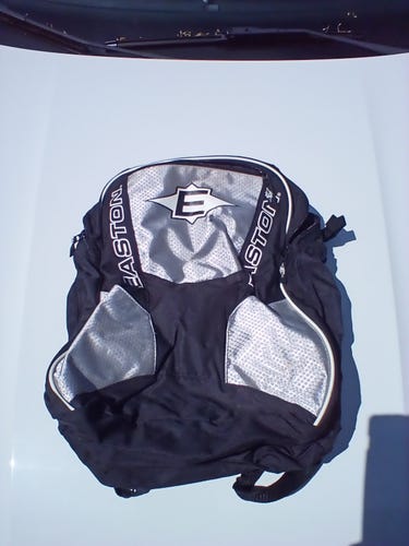 Black Men's Small / Medium Ecco Backpack (Used)