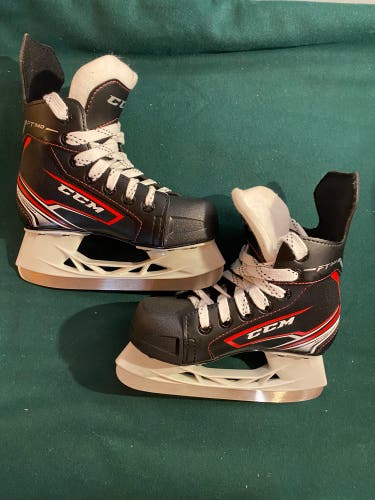 Black 2017 CCM JetSpeed FT340 Hockey Skates Regular Width 12 (Used)