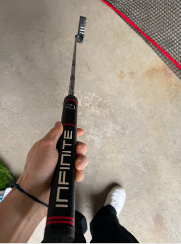 Black Men's 2025 Wilson Blade INFINITE WINDY CITY Right Handed Putter 34" (Used)