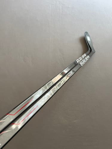 *2 Pack* of New 87 Flex P92 Senior Bauer Vapor League Left Hand Hockey Sticks